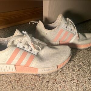 Adidas Sneakers